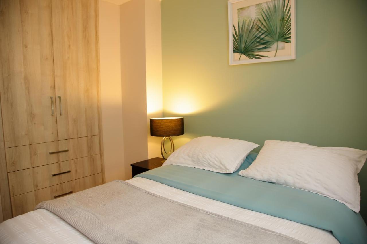 Wanderlot - Departamento Leganza - Penthouse Lujoso Riobamba Exterior foto