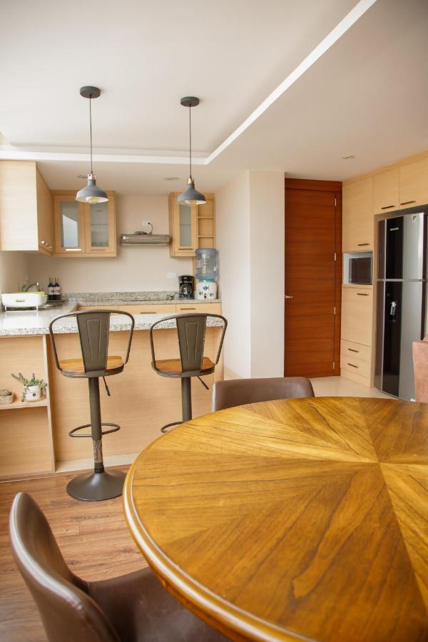 Wanderlot - Departamento Leganza - Penthouse Lujoso Riobamba Exterior foto
